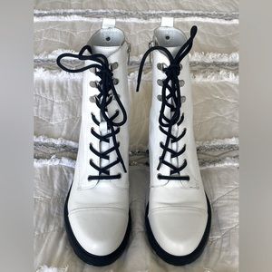 Marc Fisher White chunky heel bootie